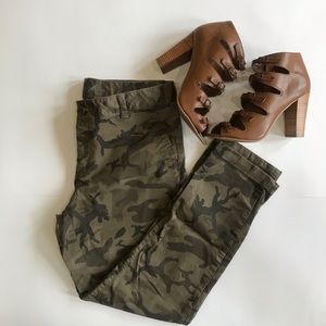 DOCKERS Weekend Camo Chino Slim Pant